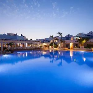 Cinco Plazas , Puerto del Carmen (Lanzarote) España